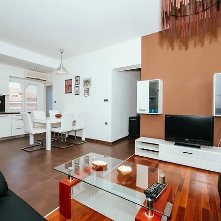 Golden Bridge Apartment With Private Parking Apartment Zadar
