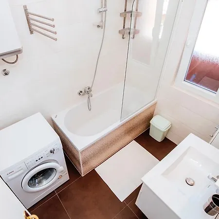 Golden Bridge Apartment With Private Parking Apartment Zadar