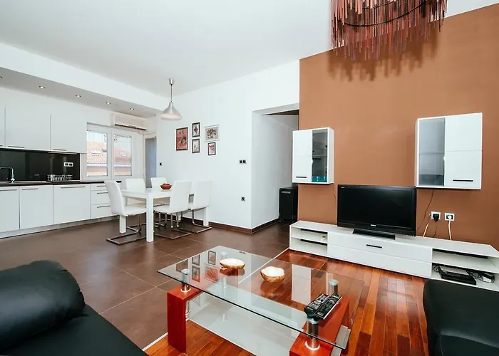 Golden Bridge Apartment With Private Parking Apartman Zadar