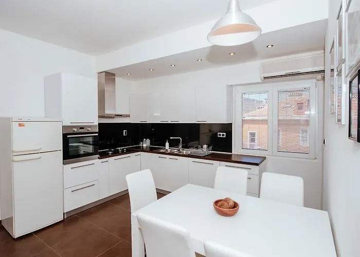 Golden Bridge Apartment With Private Parking Apartman Zadar